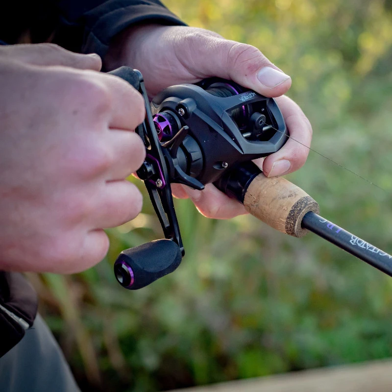 baitcaster reels uk Shakespeare Agility Low Profile Fishing Reel, Left Hand Agility Baitcast Reels contains a 2+1 bearing system and pinion gears for a smooth feel and enhanced performance Best Baitcasting Reel for Pike