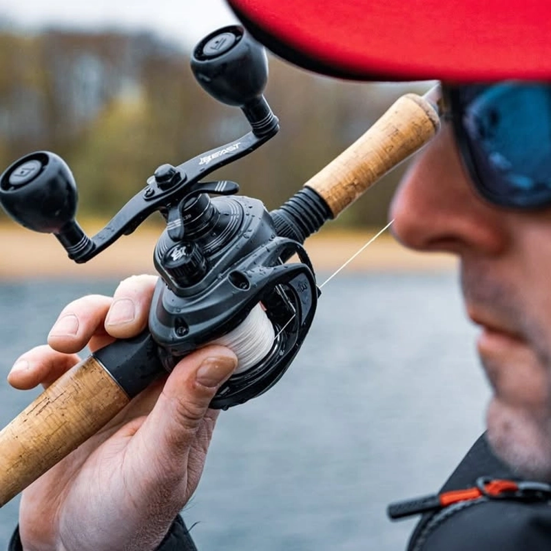 abu garcia beast baitcaster APPLETON 08521321N Rocker SW SPST RED/RED : Sports & Outdoors Abu Garcia is the ambassador Spool Capacity:6000 Series Abu Garcia Blue Max