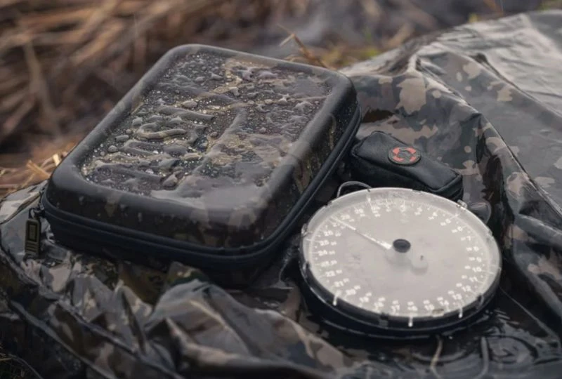 Nash Subterfuge Hi Protect Scales Pouch