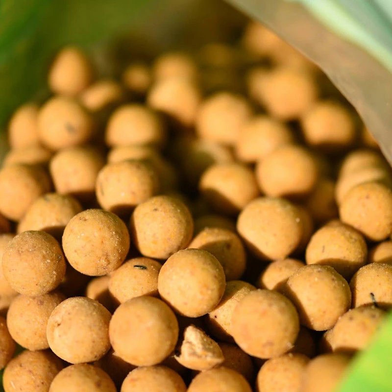 CC Moore Live System Frozen Boilies 1kg 15mm